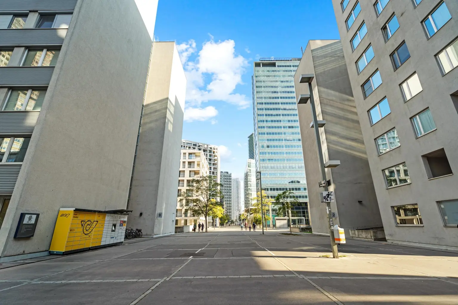 "Uno Cty- Donau City- 3 Zimmer Maisonette- Loggia"