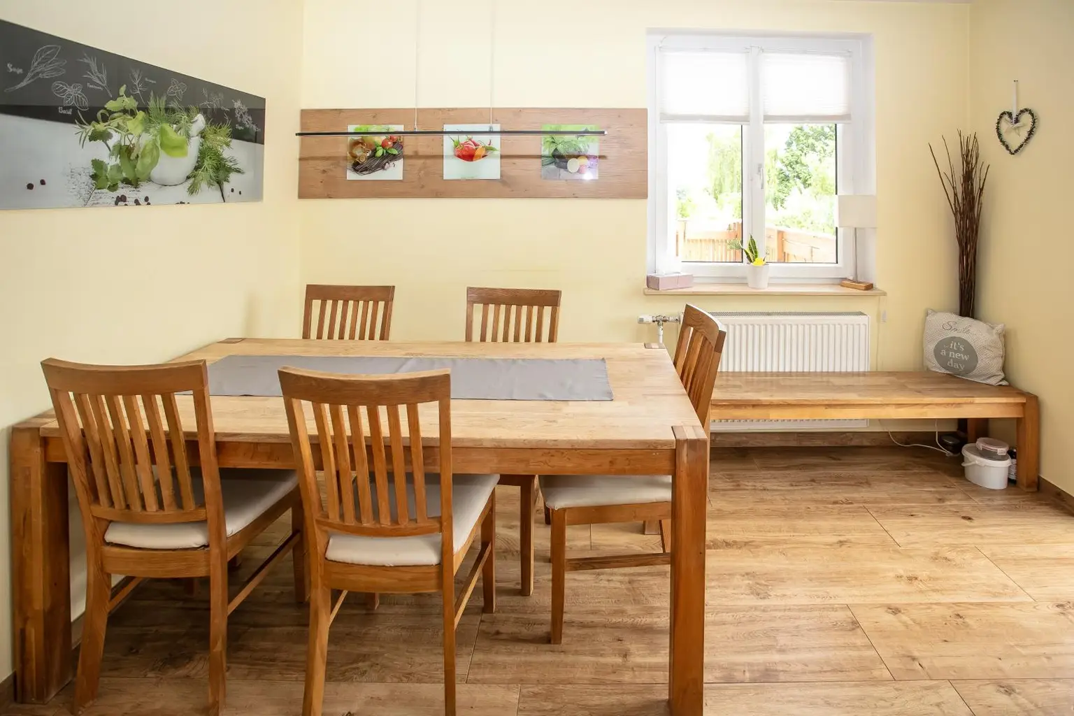 Großzügiges Wohnhaus in sonniger, ruhiger Lage im Kamptal