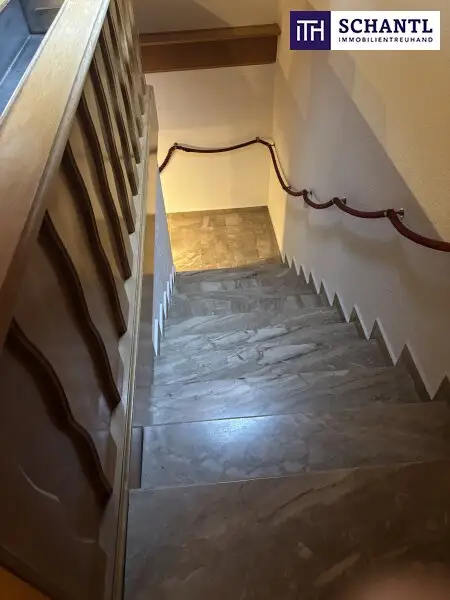 ++PERFEKTE FAMILIEN- oder STUDENTEN- MAISONETTENWOHNUNG zum WOHLFÜHLEN mit 2 BALKONE** 3 SZ, BÜRO, WOHNKÜCHE++ CARPORT++ca. 123 m² WOHNFLÄCHE++