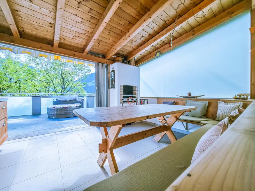 Charmante Doppelhaushälfte in Fritzens mit großzügigen Außenbereichen und gemütlichem Freisitz!