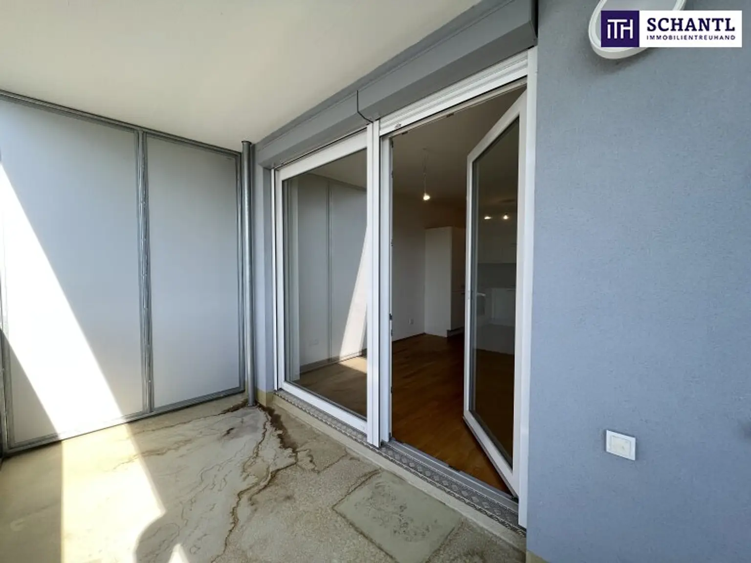 Modern, hell & mit Terrasse – 2-Zimmer-Highlight in der Gymseldorfergasse 48A