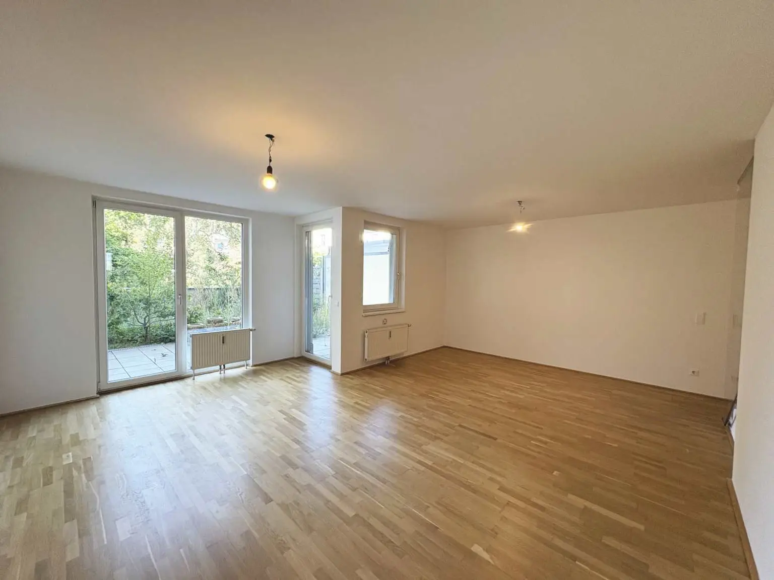 Geförderte Maisonettewohnung -
4 Zimmer mit Garten, Balkon und Loggia