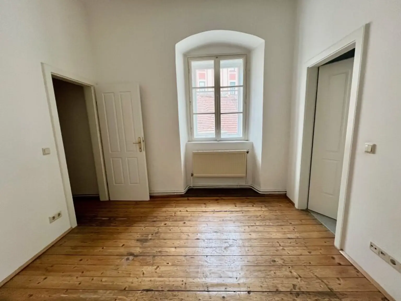 Kunst, Kultur, Citylife - charmante 3-Zimmer-Altbauwohnung bei Schwedenplatz!