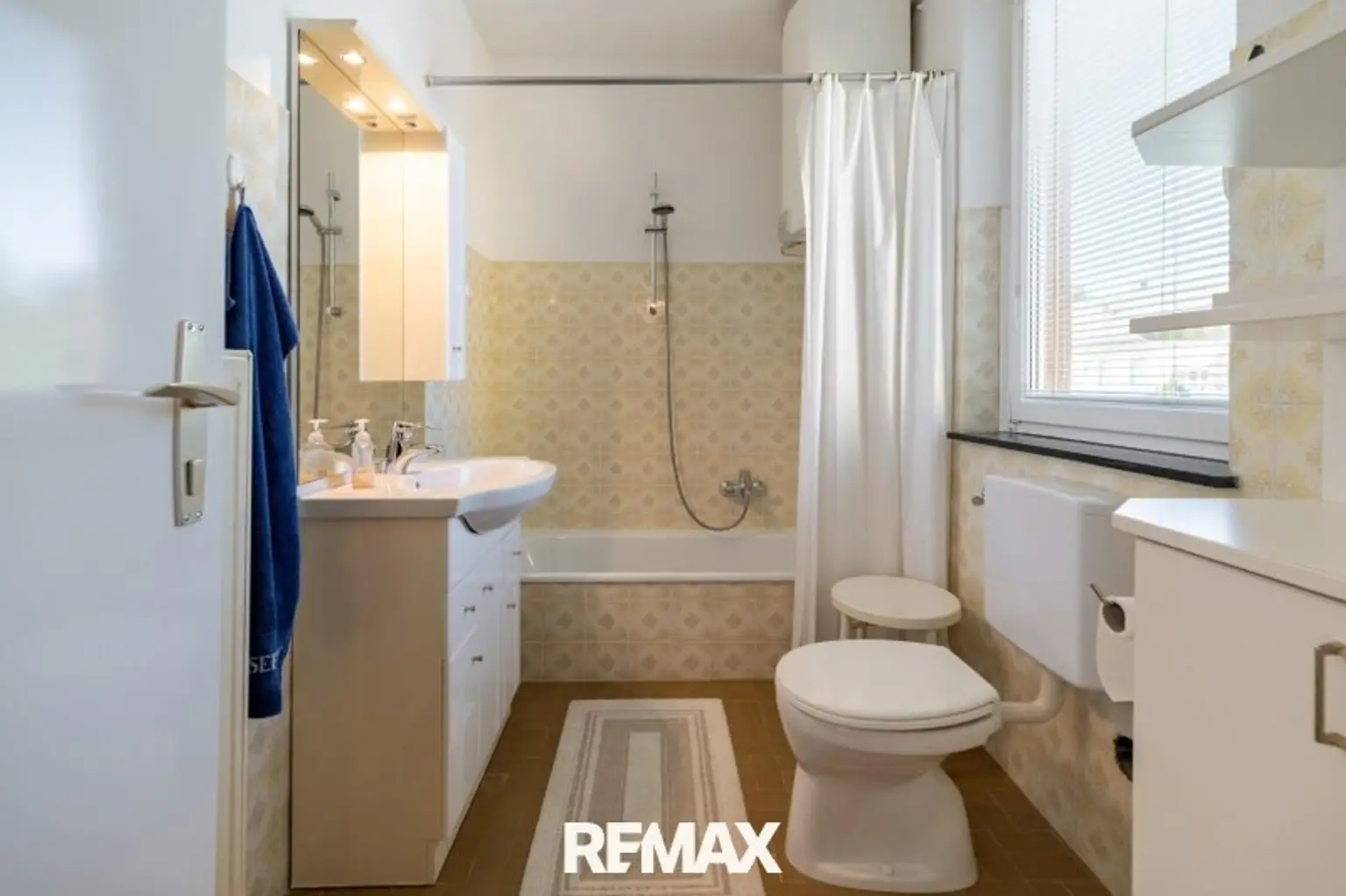 22 Badezimmer OG