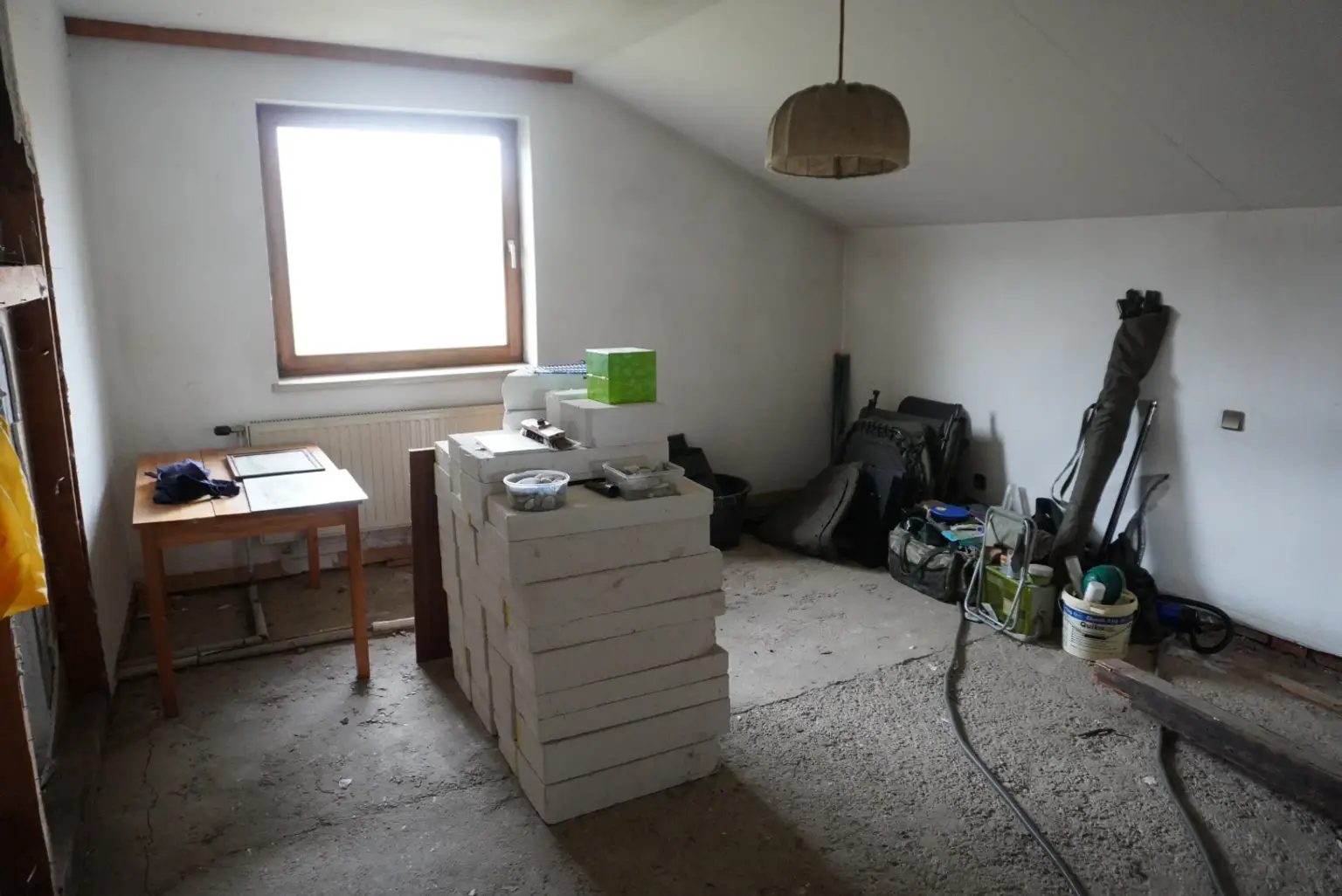 Dachboden 4
