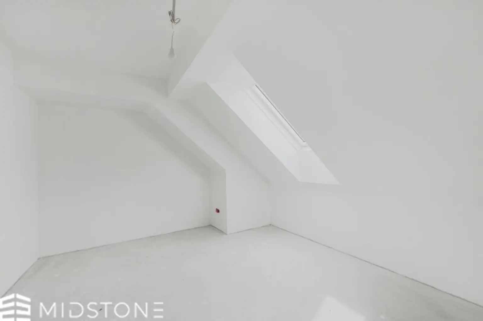 *Moderne 4-Zimmer-Wohnung in Landersdorf* – Vollsaniert mit Terrasse und 2 Stellplätzen