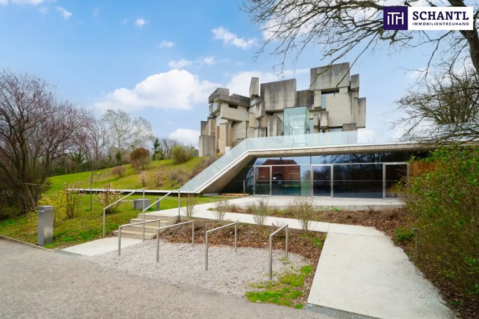 Stilvolle 4-Zimmer-Wohnung mit zwei Loggien – durchdachter Grundriss & modernes Wohngefühl