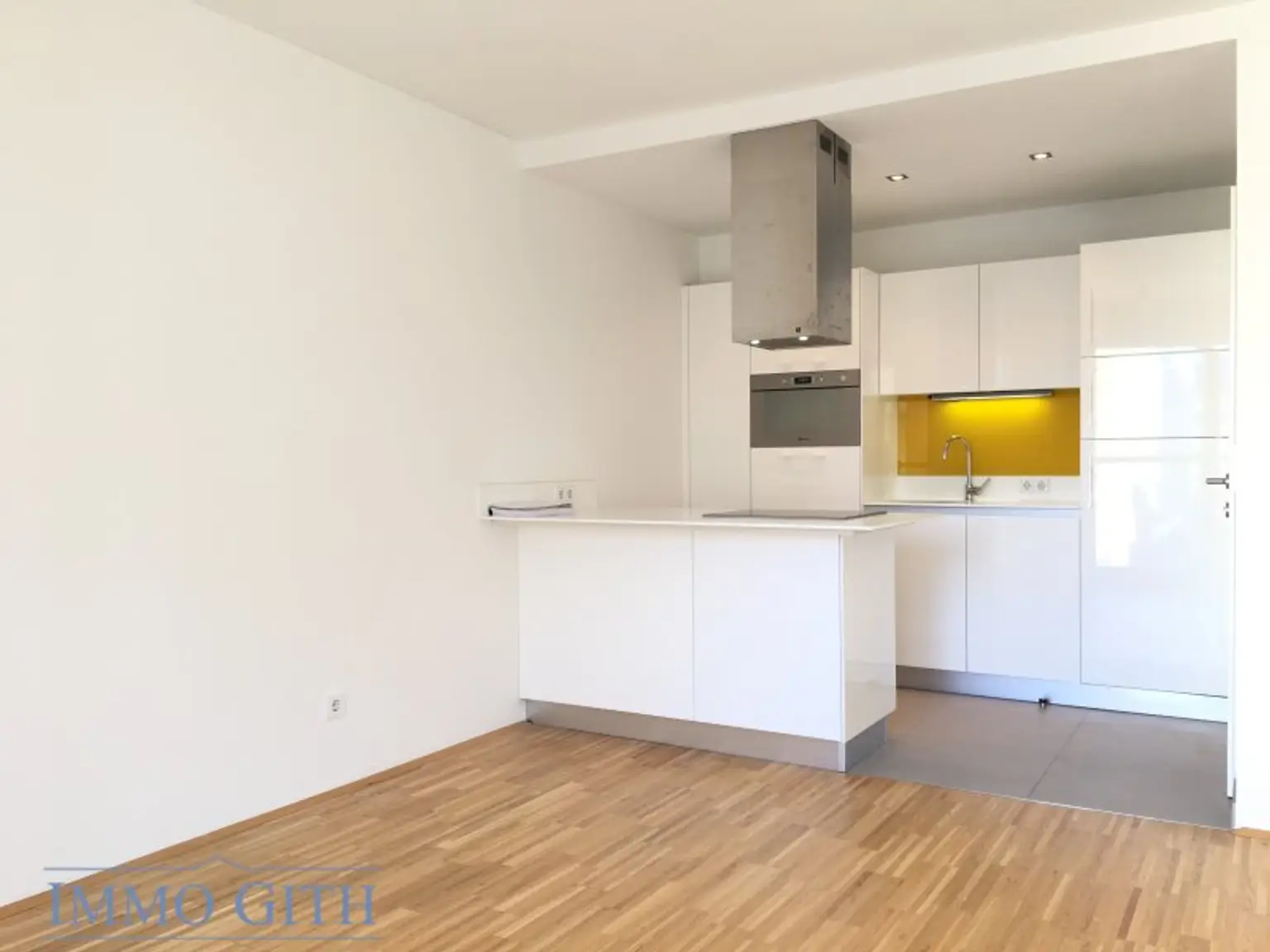 MODERNE & HELLE CA. 45 m² GROSSE 2-ZIMMER-WOHNUNG MIT LIFT, KELLERABTEIL IN DER RÖMERGASSE (1160 WIEN) ZU MIETEN!