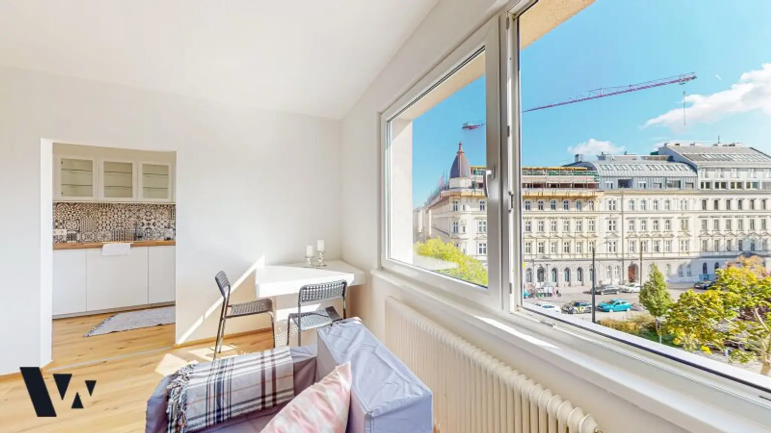 PARKBLICK AM HUNDSTURM | NEU RENOVIERTE 3-ZIMMERWOHNUNG MIT PARKPLATZ