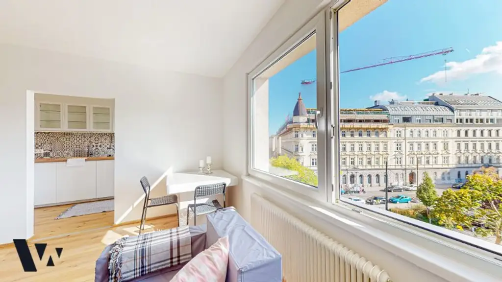 PARKBLICK AM HUNDSTURM | NEU RENOVIERTE 3-ZIMMERWOHNUNG MIT PARKPLATZ