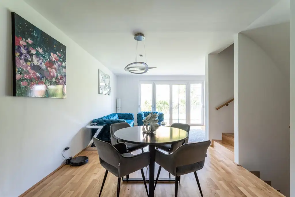 "Tolle Lage, Tolles Haus - LOBAU inkl. Autoabstellplatz"