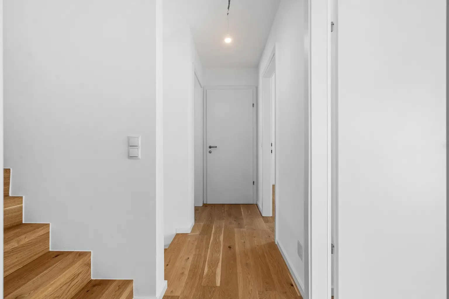 "Wohnen auf höchstem Niveau – Neubau-Doppelhäuser in Stockerau mit bester Lage & Ausstattung"