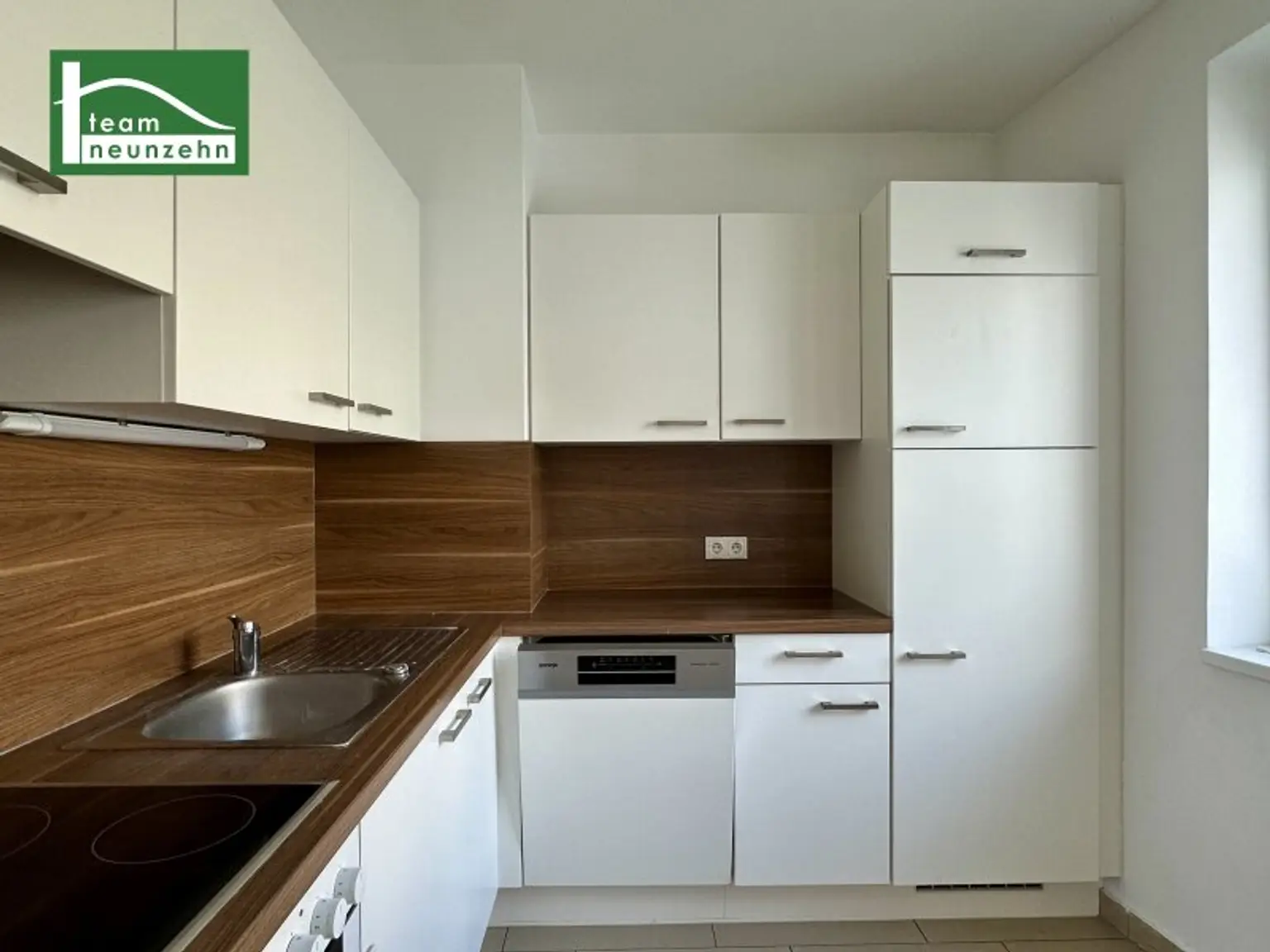 Helle 3-Zimmer Wohnung inkl. Loggia und Einbauküche - ab 01.09. beziehbar!