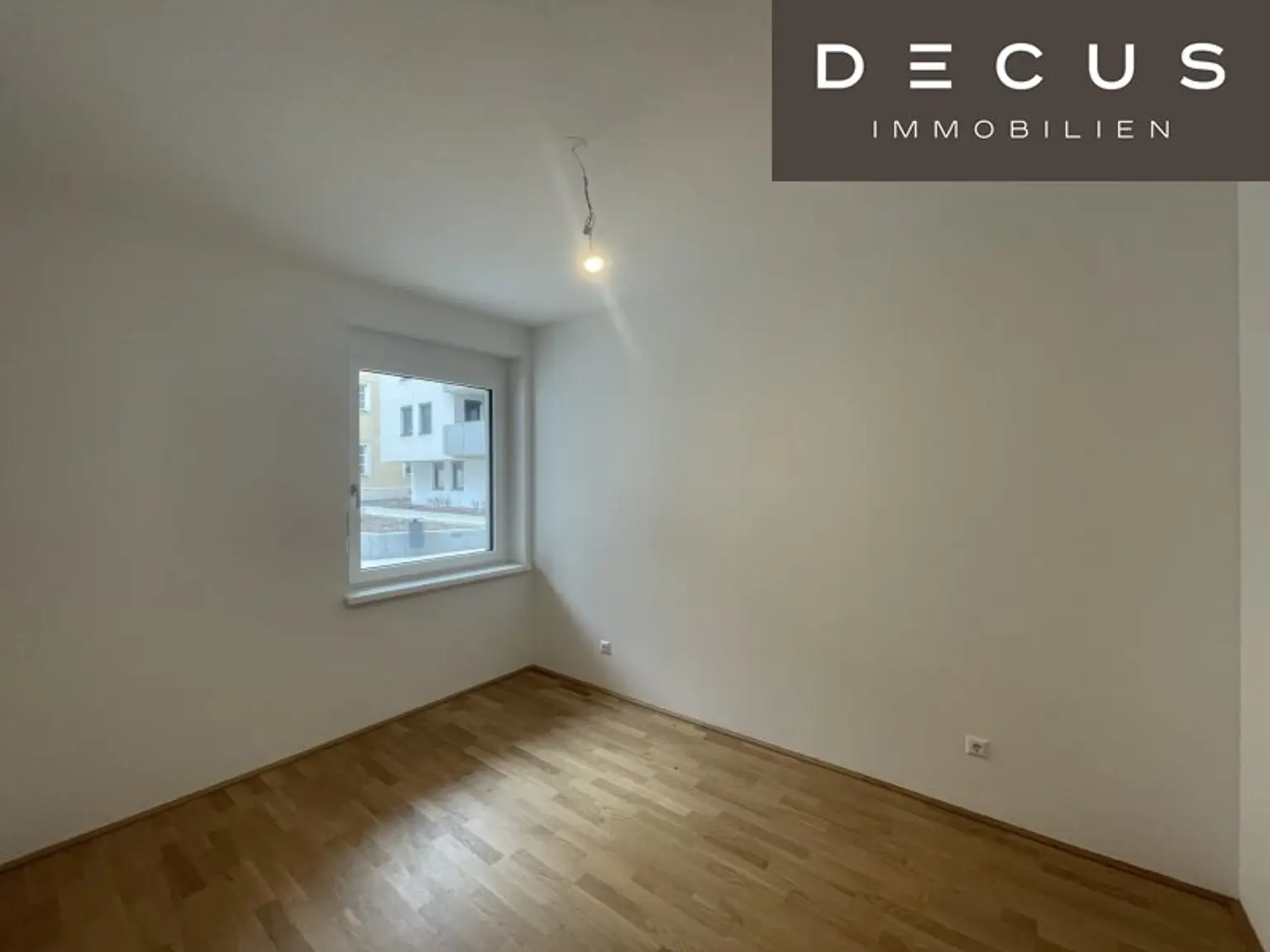 | AB JÄNNER | TRAUMHAFTE RUHELAGE | DREI ZIMMER | IM ZENTRUM |
