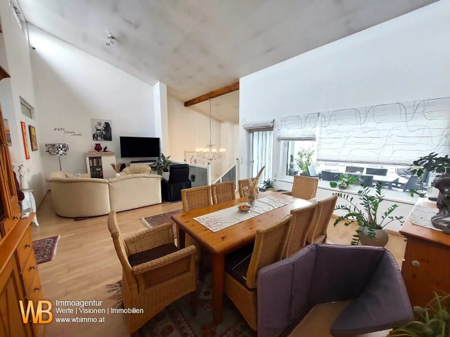 Stilvoll Wohnen in loftartiger Atmosphäre auf 168m² mit 80m² Terrasse