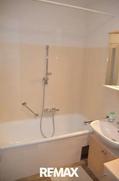 Badezimmer_Ansicht 1