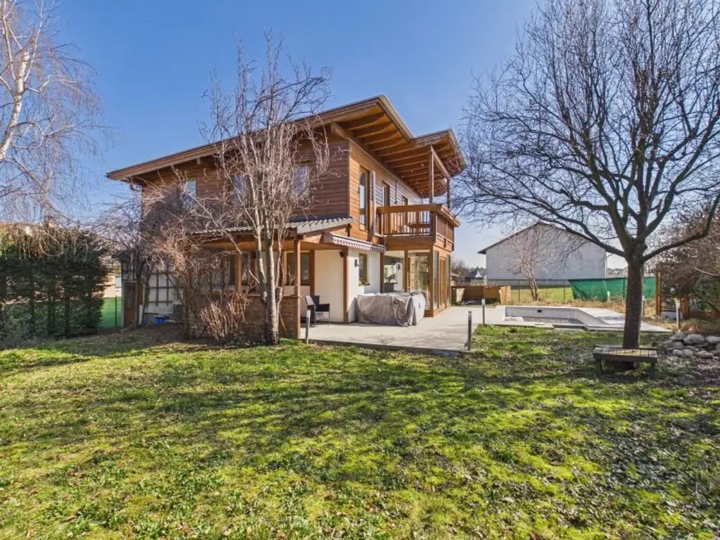 Idyllisches Einfamilienhaus in Gänserndorf: 5 Zimmer, Pool, Balkon & mehr!