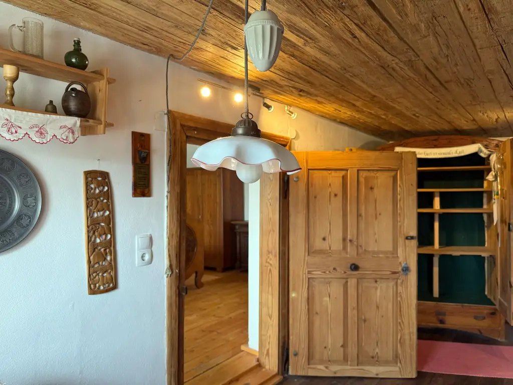 Traumhaftes Bauernhaus in Alleinlage mit Blick auf den Sonntagberg – 13 Hektar Natur pur im Ybbstal