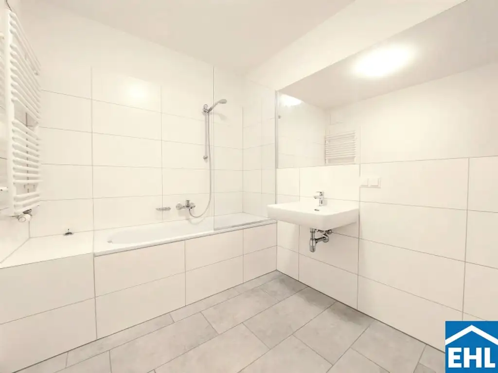 Ideal geschnittene 2-Zimmer Wohnung mit Loggia in U-Bahn-Nähe bei der Messe Wien!