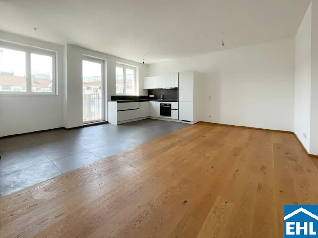 Im Dachgeschoßausbau: 3-Zimmerwohnung mit Balkon in U-Bahn-Nähe
