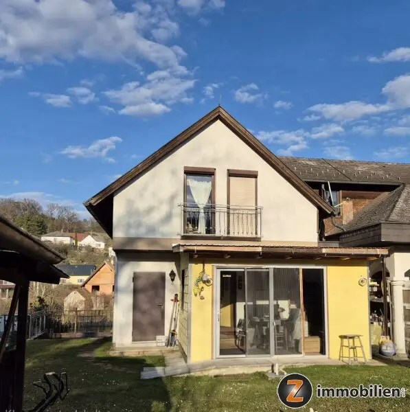 Westansicht vom Garten