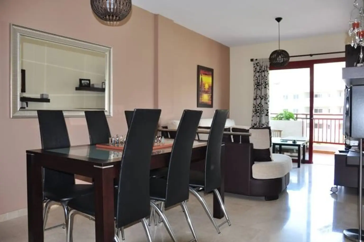 Beautiful apartment for rent in residential complex in Palm-mar, Los Balandros.