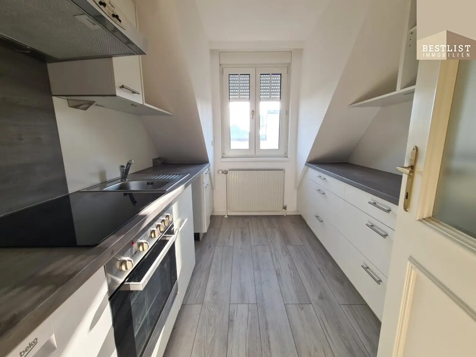 Dachgeschoß-Apartment beim Grünen Markt