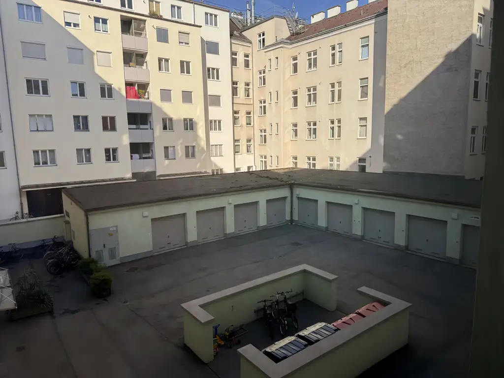Renovierungsbedürftige 1-Zimmer-Wohnung mit Loggia in 1020 Wien! Ideal für Ihre Ideen!