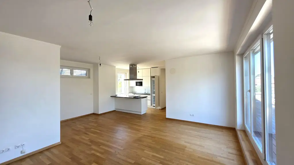 Maria Enzersdorf - Schlosspark!!! Stylische Neubauwohnung + MEGA Dachterrasse + Grün- und Weitblick!