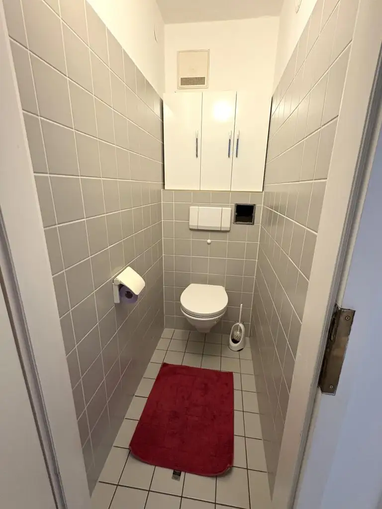 WG geeignet- großzügige 4 Zimmer-Mietwohnung mit verglaste Loggia in Geidorf.