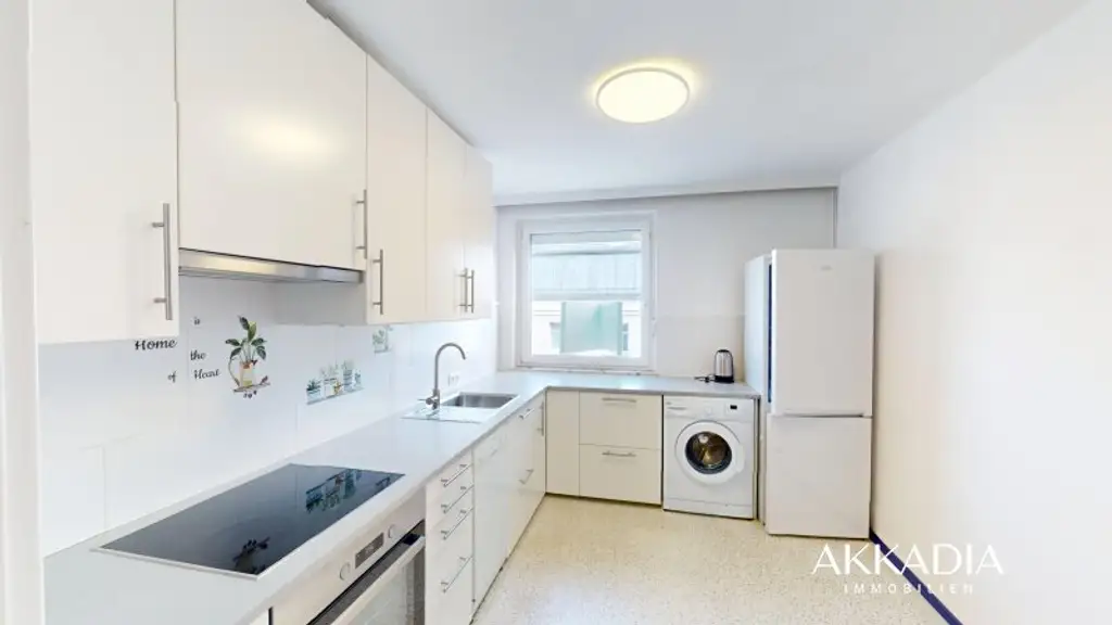Gepflegte Neubauwohnung mit Loggia