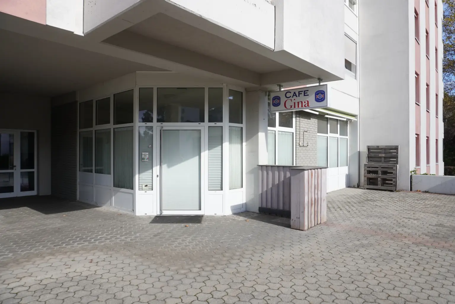 Außenansicht 77 GL 1