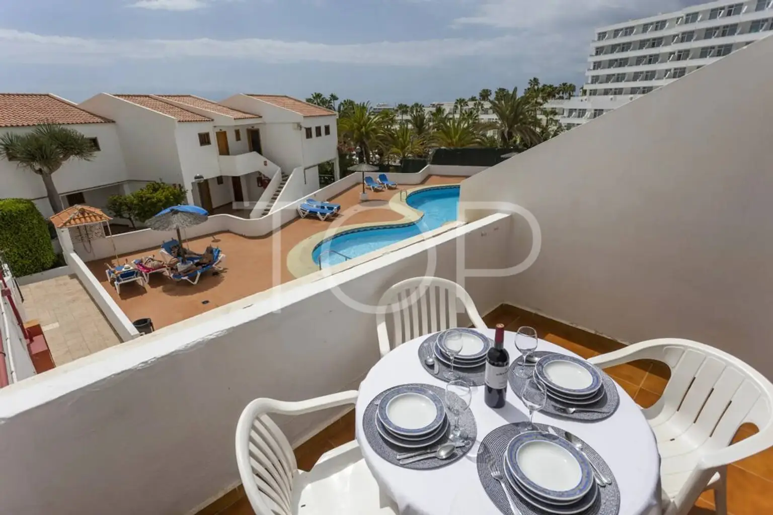 Apartment with great investment potential in Garden City, San Eugenio Bajo