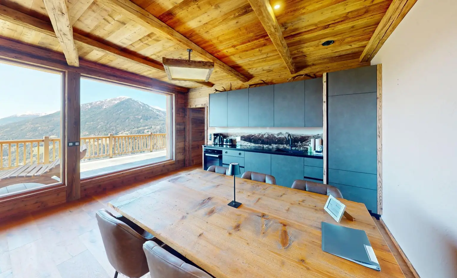 Chalet - Puschlin - Koch & Essbereich