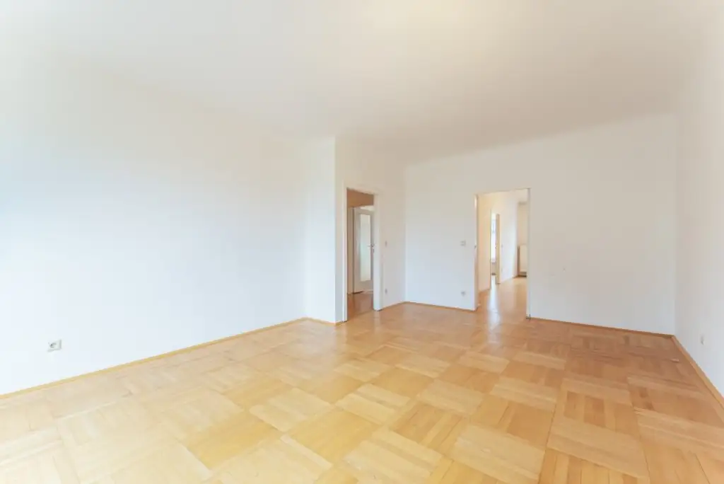 Große Familienwohnung in guter Lage