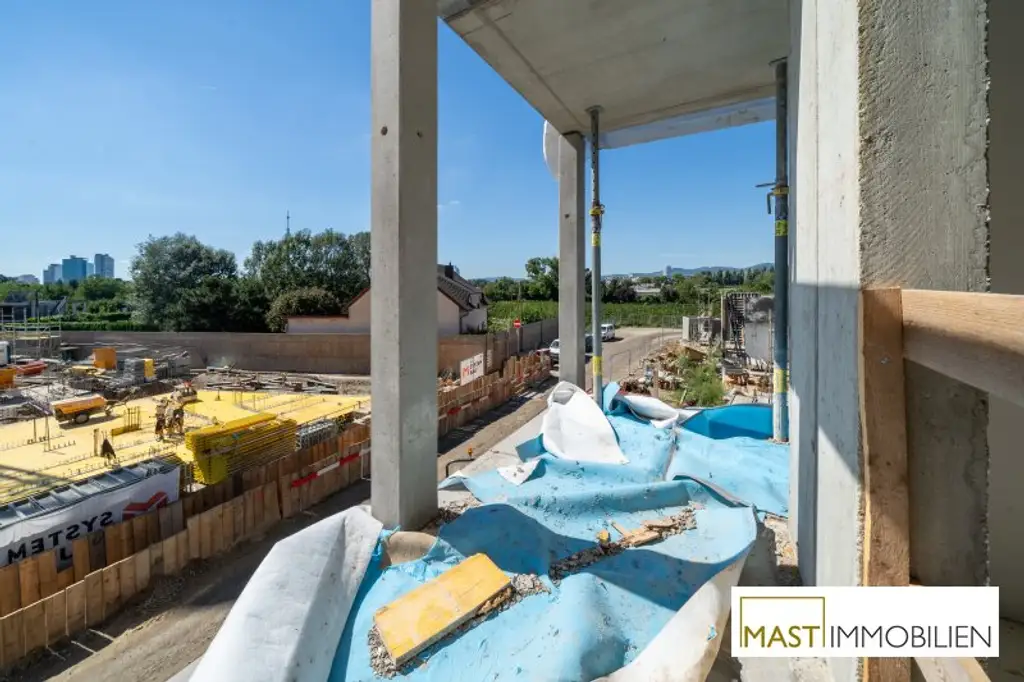 Nähe Donauzentrum: Traumhafte 3-Zimmer Wohnung mit 15qm Balkon