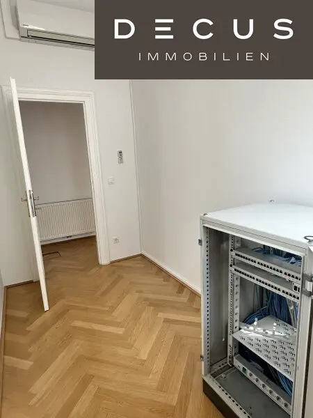 + + + Siebensternplatz + + + ALTBAUBÜROS Nähe Mariahilferstraße + + +