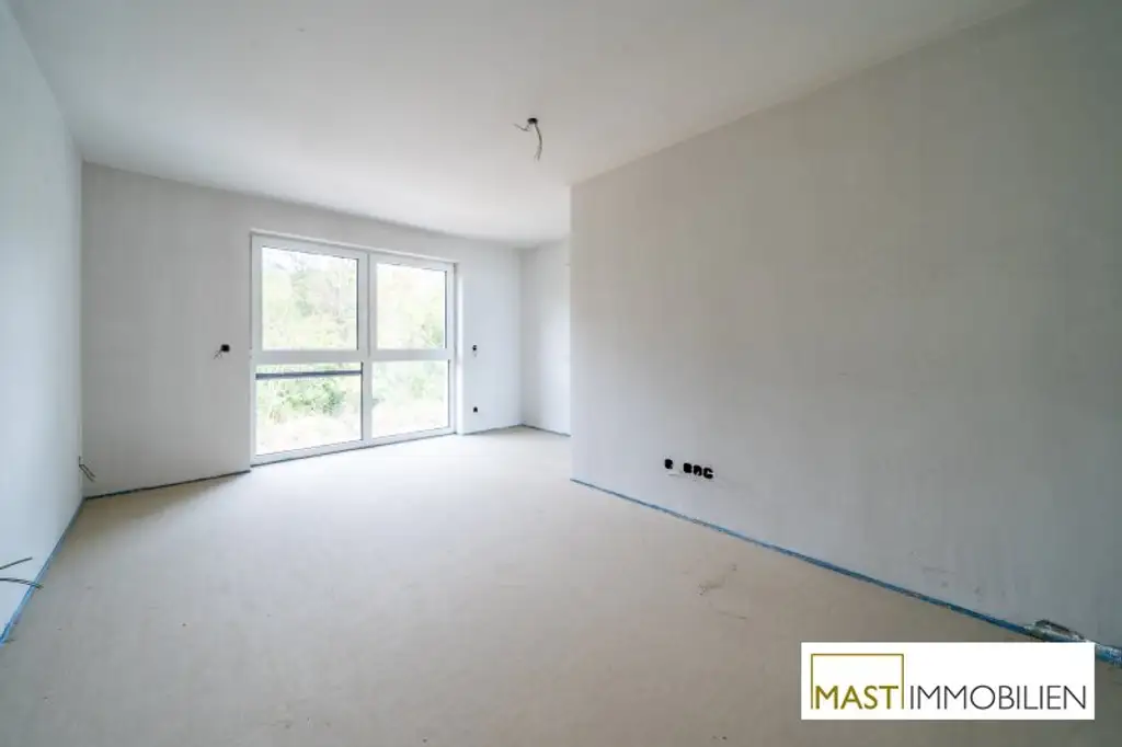 ERSTBEZUG - Modernes Einfamilienhaus mit 148 m² Wohnfläche, Balkon, Terrasse & 2 PKW-Stellplätzen in Strasshof – belagsfertig!