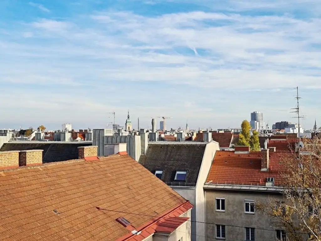 TERRASSENHIT, DACHGESCHOSS, 138 m2 Maisonette mit 45 m2 Terrasse, 3 Zimmer, Wohnküche, Wannenbad, Rembrandtstraße