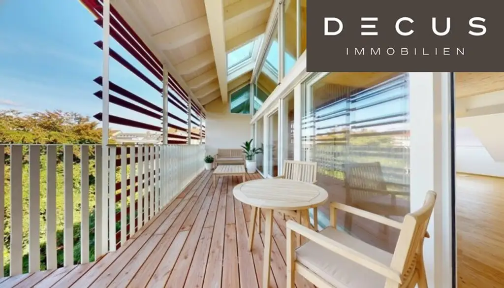 | EXKLUSIVE & LICHTDURCHFLUTETE DACHGESCHOSS - MAISONETTE - WOHNUNG MIT BLICK AUF DEN SCHLOSSBERG | PRIVATER LIFTZUGANG | 2 TERRASSEN | TOP LAGE