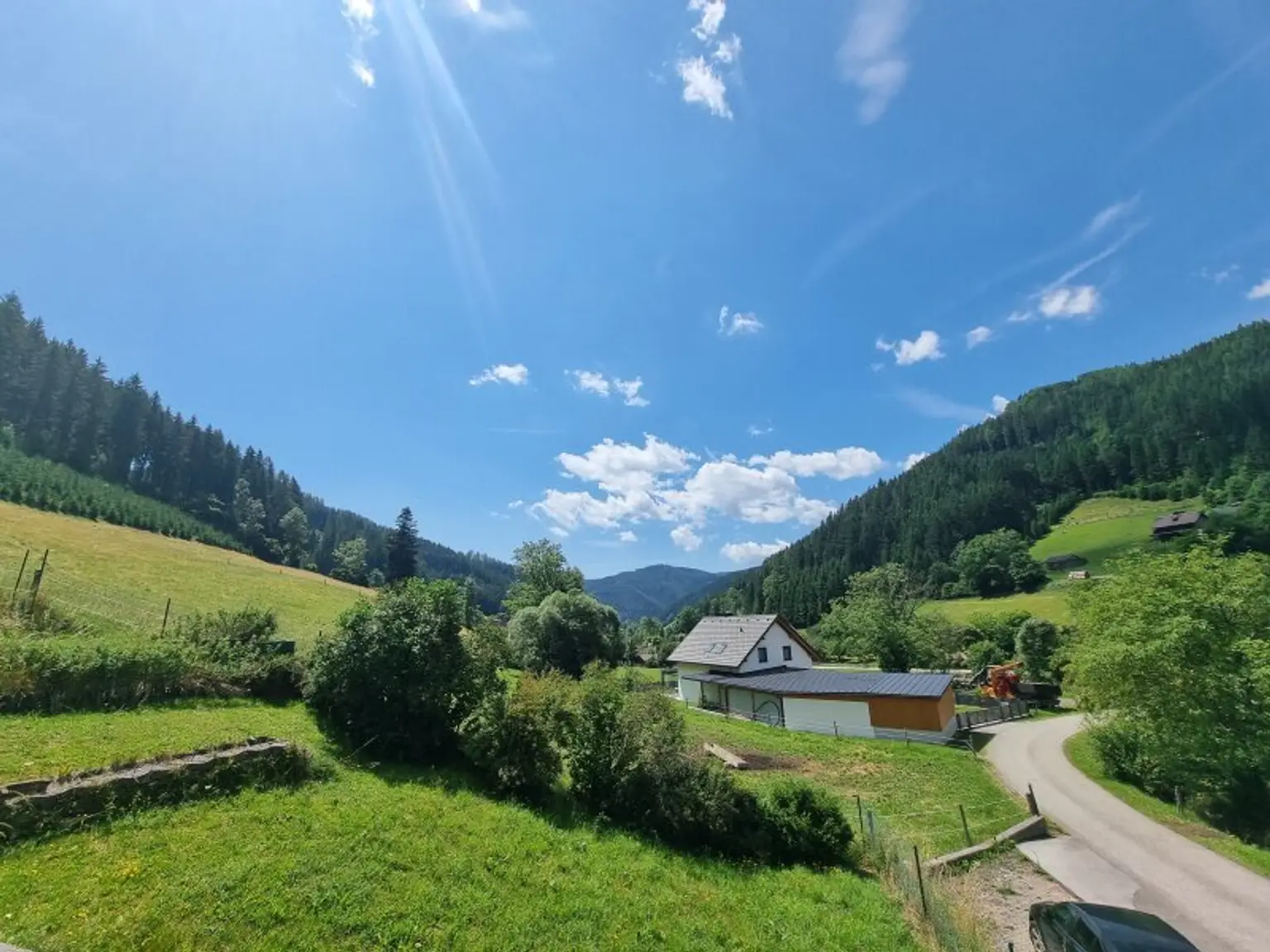 Großzügiges Landhaus sucht neuen Besitzer!