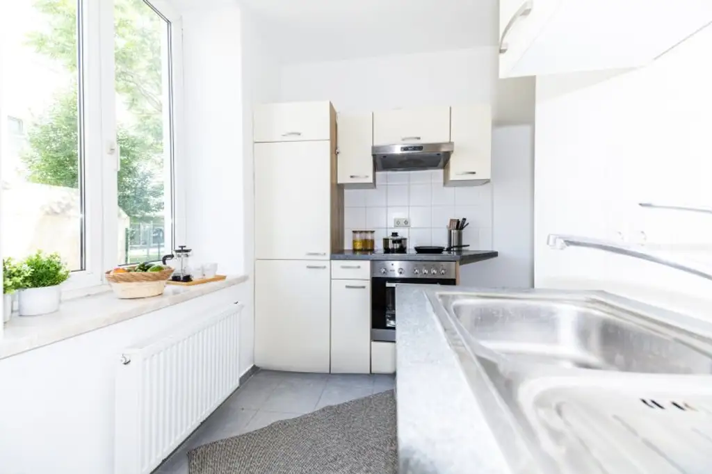 ZEITGEMÄSSES WOHNEN I MODERNE AUSSTATTUNG I HOCHWERTIGE KÜCHE I KLARE LINIEN UND ELEGANTE RAUMAUFTEILUNG I PROJEKT WOHNEN