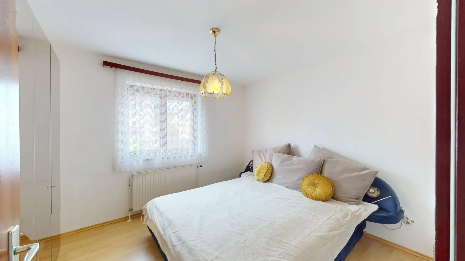 Charmantes Einfamilienhaus mit Garten und Garage in Wien-Eßling – mit Modernisierungspotenzial