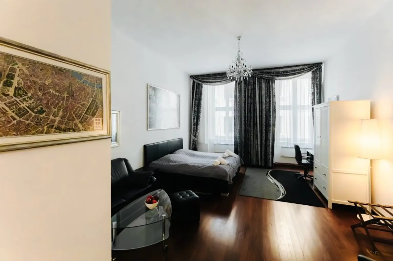 Stilvolle Altbauwohnung im Herzen der Wiener Innenstadt – vollmöbliert und sofort bezugsfertig