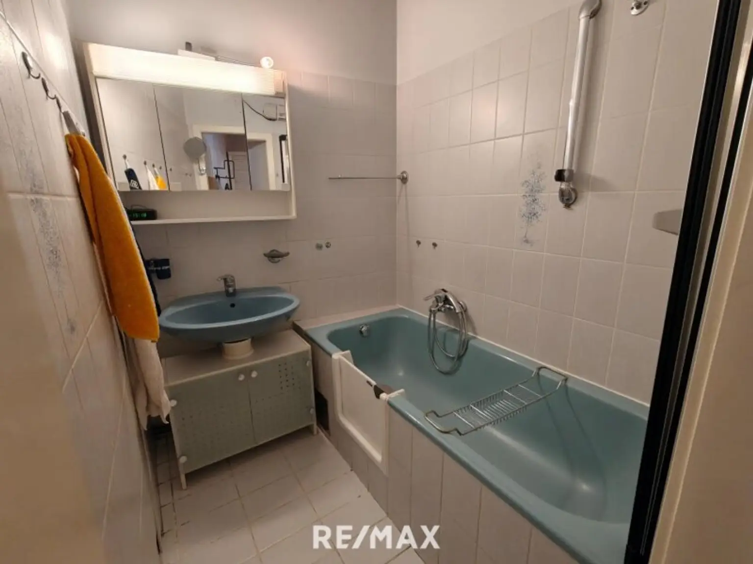 OMA ist ausgezogen - 90m² | 3 Zimmer | perfekte Infrastruktur | ruhige Innenhoflage