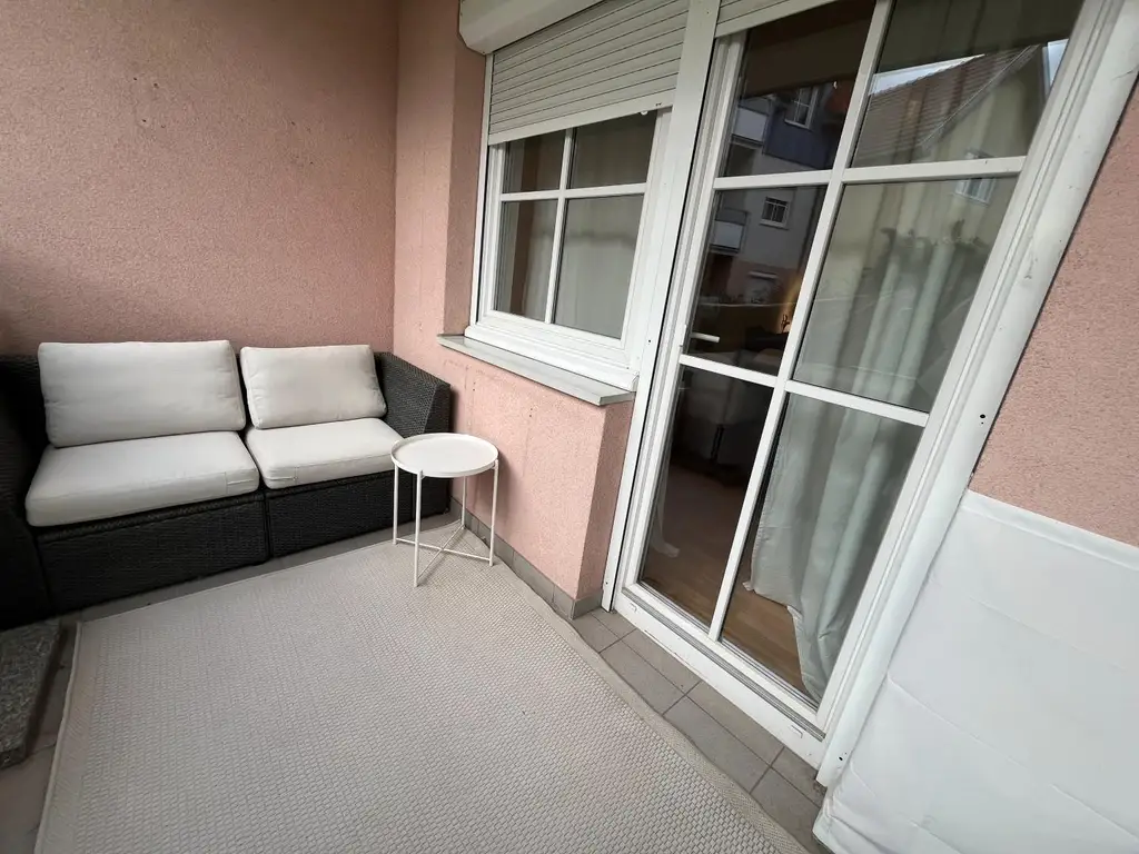 Moderne, gemütliche Wohnung mit Loggia und Tiefgaragenplatz