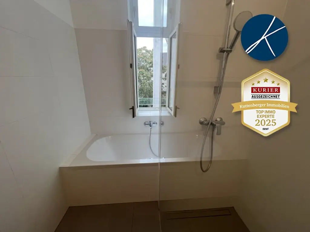 Nähe Stiftskirche (Mariahilfer Straße) U3 : Erstklassiges *Altbau-Juwel mit Balkon*