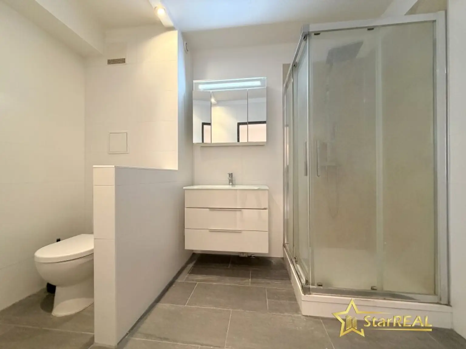 Badezimmer 1