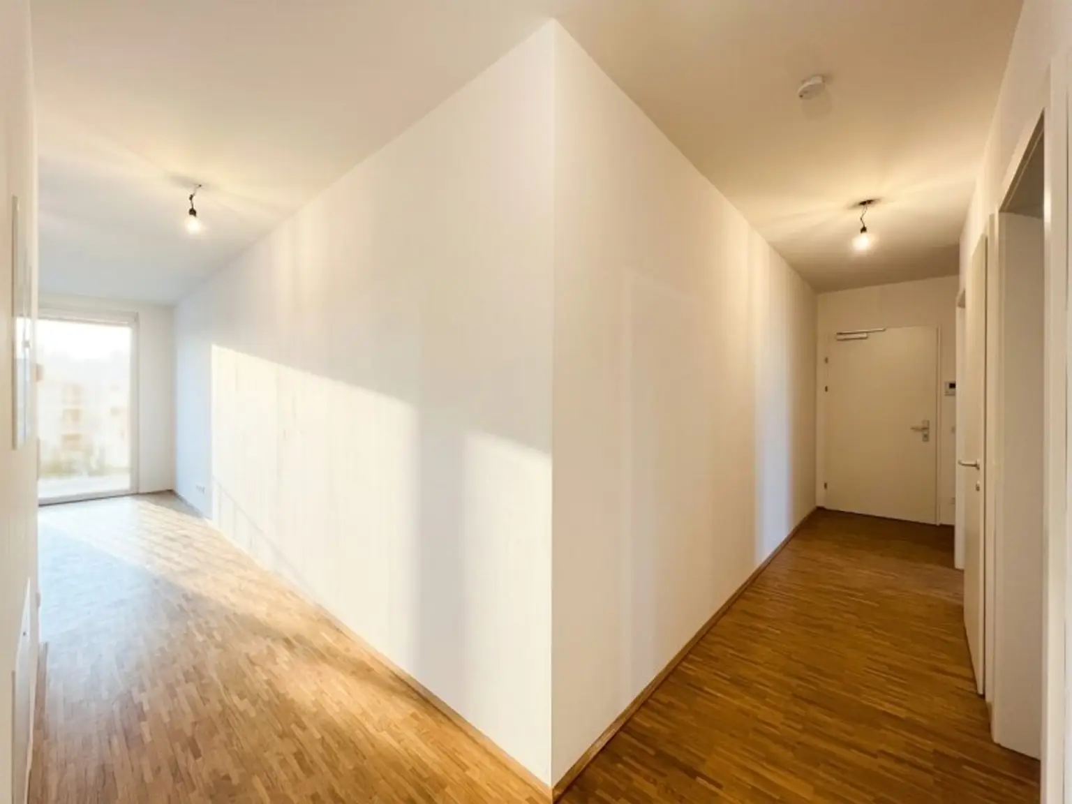 Vorzimmer / Wohnbereich