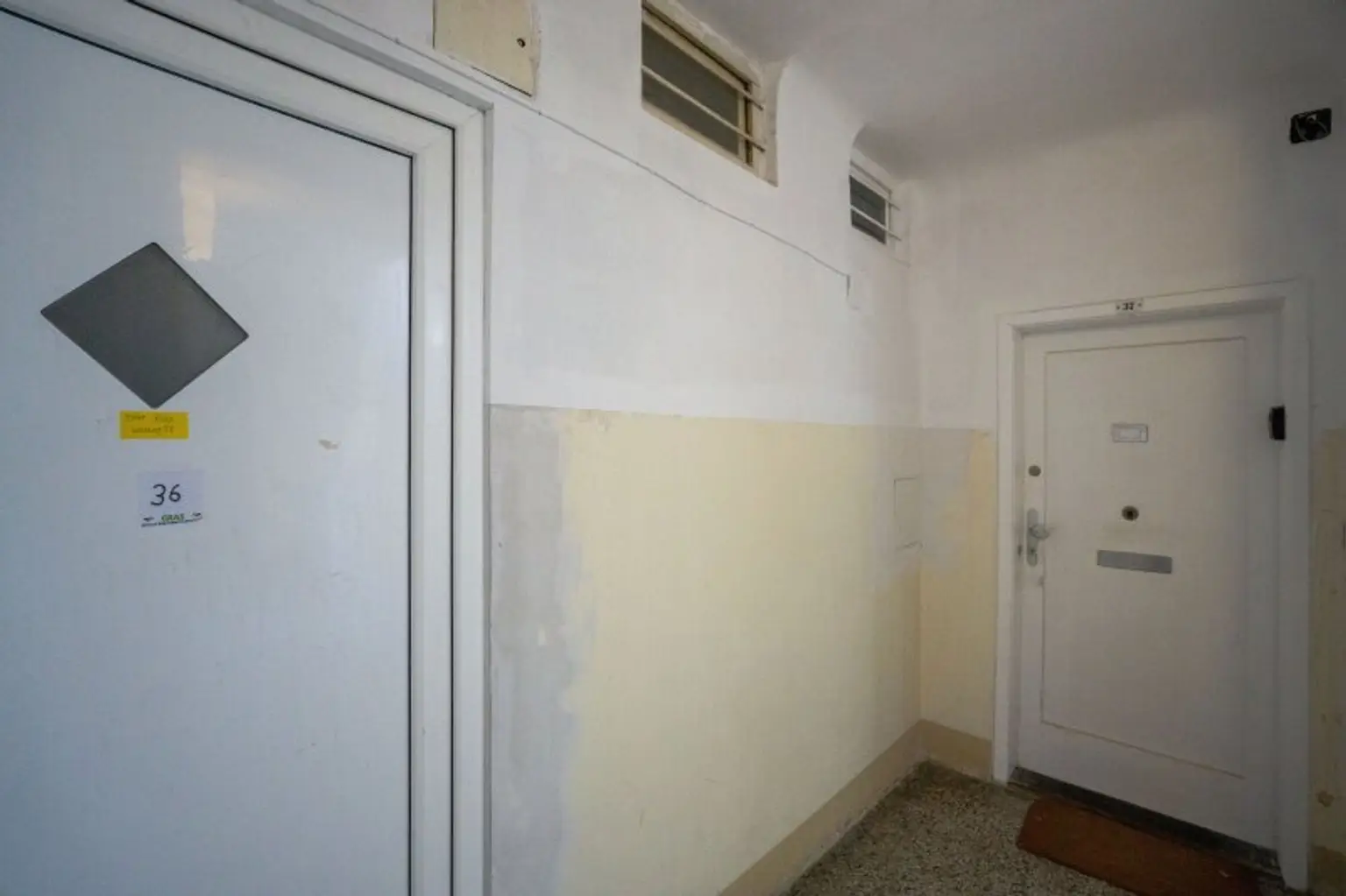 Top 36 + 37 Wohnungseingänge